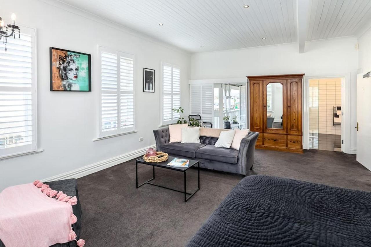 Altitude Studio Apartment Martinborough Exterior foto